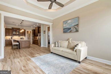 Looking for a stunning home, incredible view, and convenient - photo 26