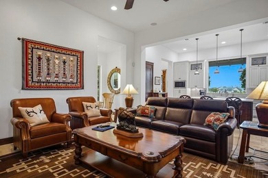 Impressive 4 bedroom, 3.5 bath home (3947 sf) in Comanche Trace - photo 26