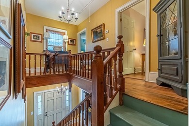 CLASSIC FARMHOUSE MEETS MODERN LIVING in this 3 bedroom 2 bath - photo 27