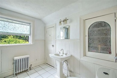 Located in the heart of Warren's vibrant arts and waterfront - photo 31
