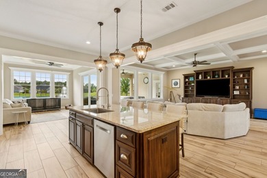 Looking for a stunning home, incredible view, and convenient - photo 32