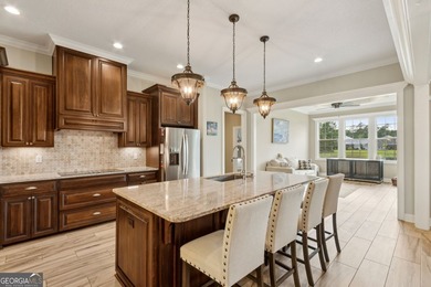 Looking for a stunning home, incredible view, and convenient - photo 33