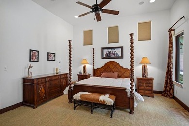 Impressive 4 bedroom, 3.5 bath home (3947 sf) in Comanche Trace - photo 36