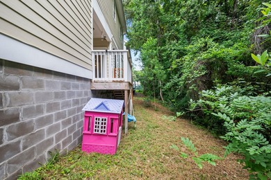 SELLER OFFERING $5000 towards buyers closing cost with - photo 37