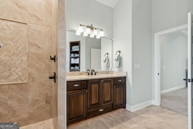 Looking for a stunning home, incredible view, and convenient - photo 43