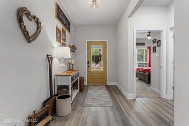 Stunning like-new home in Southern Belle Estates! If you're - photo 6