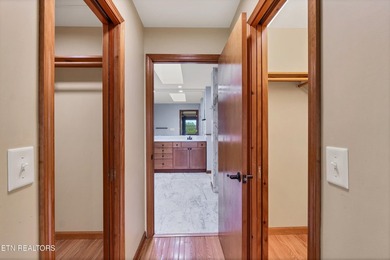 Discover the perfect balance of mountain luxury and peaceful - photo 21