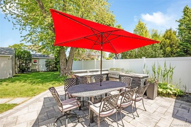 Welcome to this beautifully updated expanded Cape nestled in the - photo 30