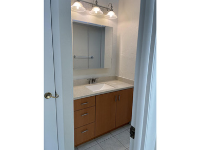 GREAT LOCATION-BEST SCHOOLS-5 MIN TO DOWNTOWN BOCA RATON- CLOSE - photo 11