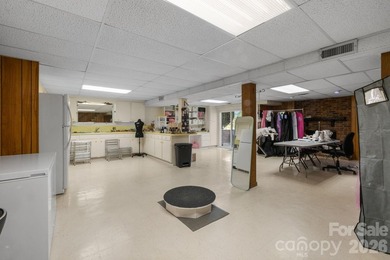 Spacious Living with Golf Course Views and Endless - photo 15