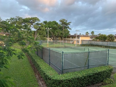 INVESTORS ARE WELCOME! Tenants in place. Attractive with good - photo 22