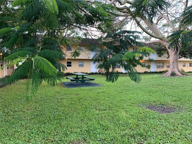 INVESTORS ARE WELCOME! Tenants in place. Attractive with good - photo 23
