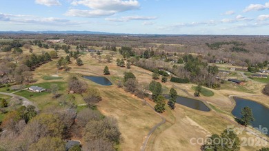 Spacious Living with Golf Course Views and Endless - photo 26