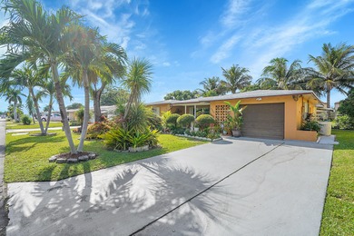 Lake Home For Sale in Tamarac, Florida