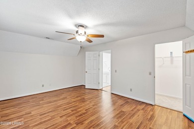 New roof! Seller offering a $5000 concession, come make this - photo 33
