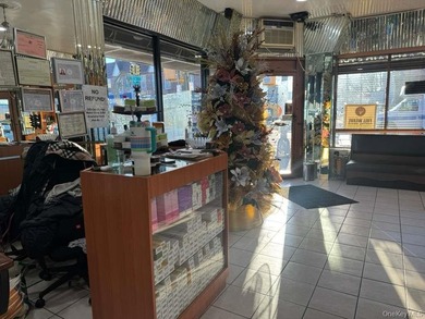Turnkey beauty salon for sale in a highly visible corner - photo 5