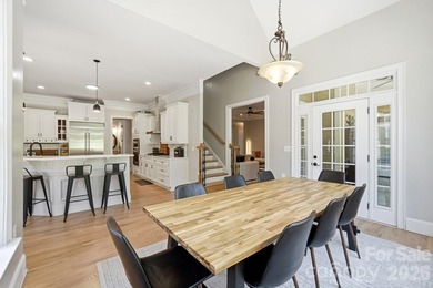 There are homes that impress... and then there are homes that - photo 16