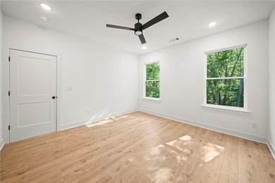 Up to a $5,000 lender credit when using our preferred lender! - photo 19
