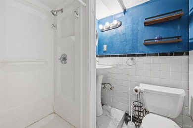 Whether you're searching for your first home, looking to - photo 23