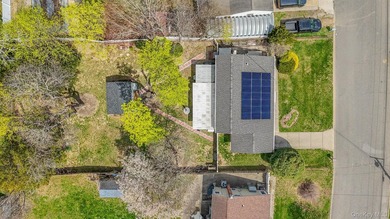 Whether you're searching for your first home, looking to - photo 28