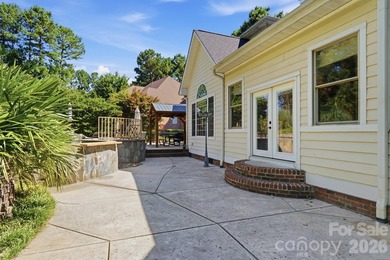 There are homes that impress... and then there are homes that - photo 42