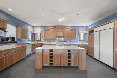 Premier Lake Home with Panoramic Views - photo 11