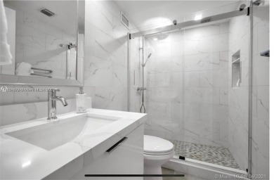 Price Reduce !!!! To sale Espectacular 1BED 1BATH Apartment new