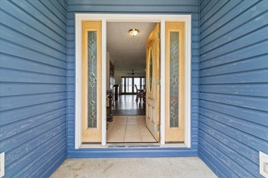 Welcome to the ultimate waterfront compound! This extraordinary - photo 5