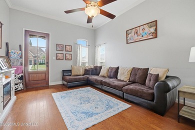 Adorable home in Palm Ridge! Walk in and immediately notice the - photo 11