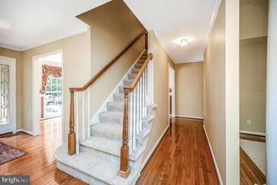 Step into the Lake of the Woods lifestyle with this inviting - photo 11