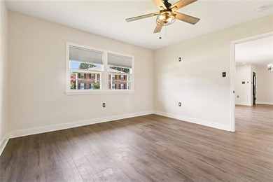 Move-in-ready in Beverly Hills, just steps from Lake - photo 24