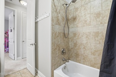 Adorable home in Palm Ridge! Walk in and immediately notice the - photo 32