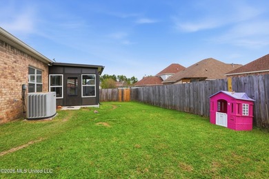 Adorable home in Palm Ridge! Walk in and immediately notice the - photo 36