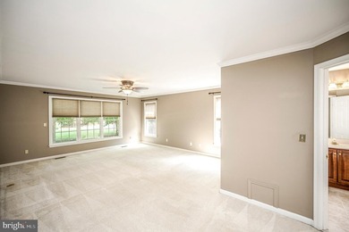 Step into the Lake of the Woods lifestyle with this inviting - photo 46