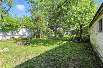 Come check out this awesome ranch in Lawerence Township! It has