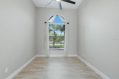 Welcome to SW Florida Living in this Exceptional Waterfront Pool - photo 8