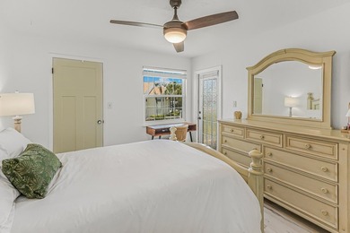 Rare opportunity just 1/2 mile from the beach! This updated 1 - photo 13