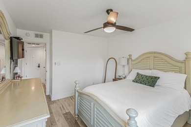 Rare opportunity just 1/2 mile from the beach! This updated 1 - photo 14
