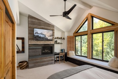 Mountain Modern at its finest! Just 300 yards from River Run and - photo 14