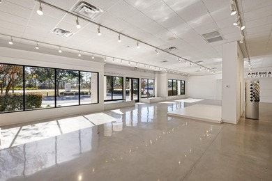 Exceptional freestanding retail building oriented in a prime - photo 16