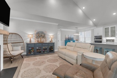 Wake up to peaceful lake views in this beautifully upgraded Twin - photo 17