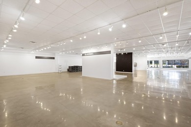 Exceptional freestanding retail building oriented in a prime - photo 19