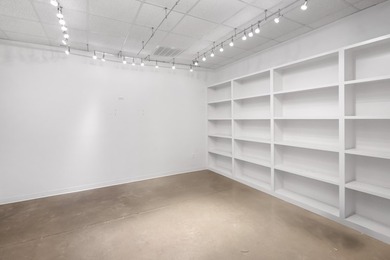 Exceptional freestanding retail building oriented in a prime - photo 24