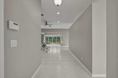Welcome to highly sought-after La Costa in the Mission Bay - photo 3
