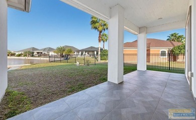 Perfectly located four bedroom, 3 bath custom home located in - photo 26