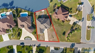 Perfectly located four bedroom, 3 bath custom home located in - photo 32