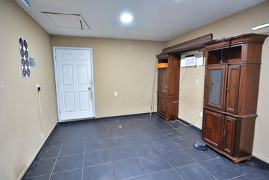 Located in the desirable Sandhill Crossing neighborhood, this - photo 34