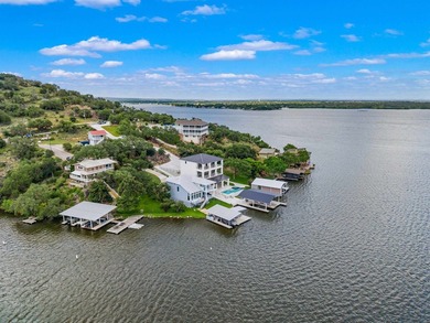 A rare opportunity to own a brand-new, fully furnished Paul - photo 39
