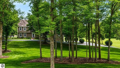 Set on over 9.5 beautifully maintained acres, this exceptional - photo 4