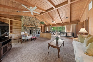 Nestled on a quiet cul-de-sac in the highly coveted Lake Ida - photo 13
